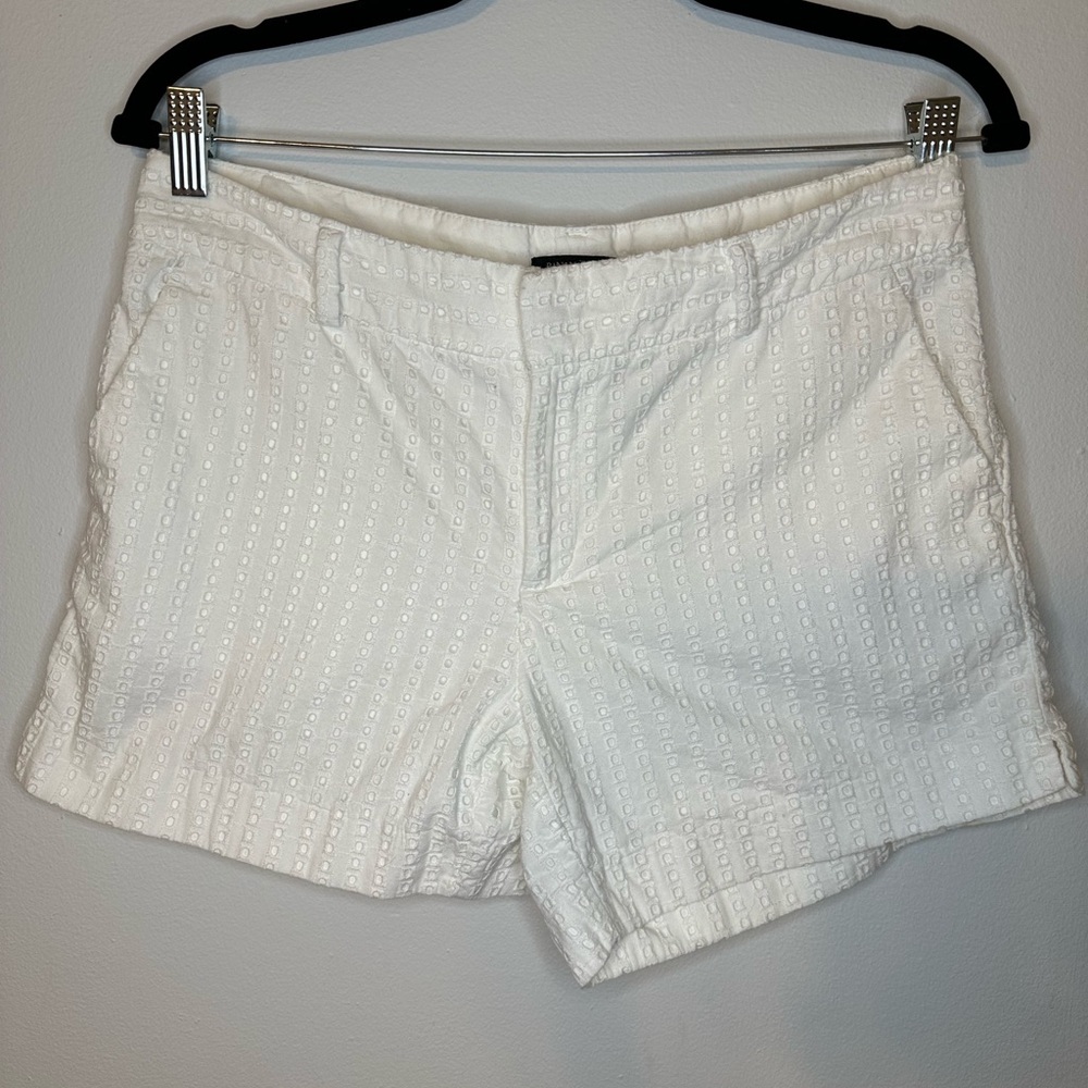 Banana Republic White Eyelet Shorts Size 4